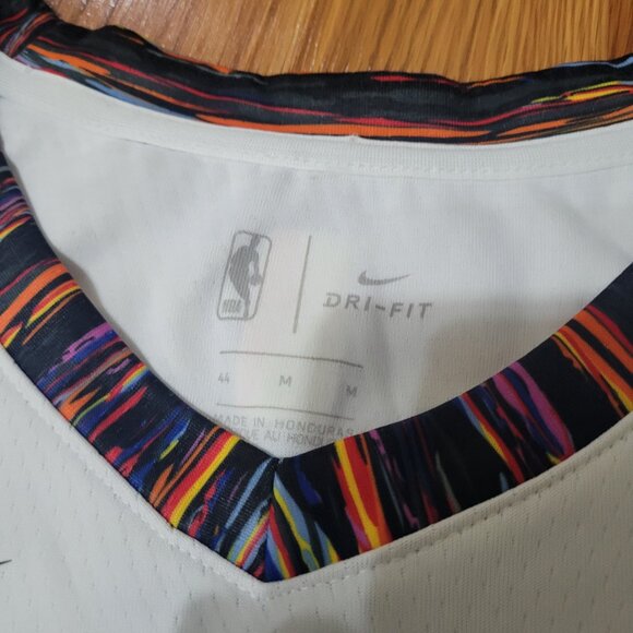 Nike Brooklyn Nets #72 Biggie NY City Edition Swingman Jersey Sz 44 M CU0192-100 - Picture 5 of 7